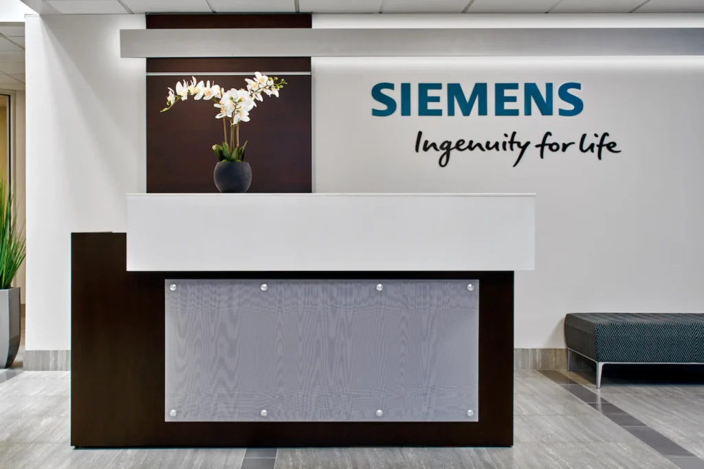 Hannan portfolio Siemens 100 office.